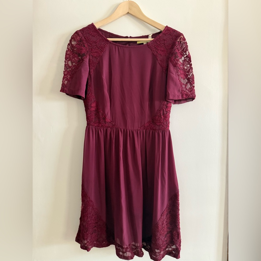 Gianni Bini Burgundy Knee-Length Dress